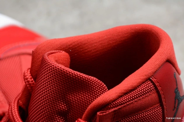 HYPE RetroGym 378037-623 Air Jordan 11 Red 0718